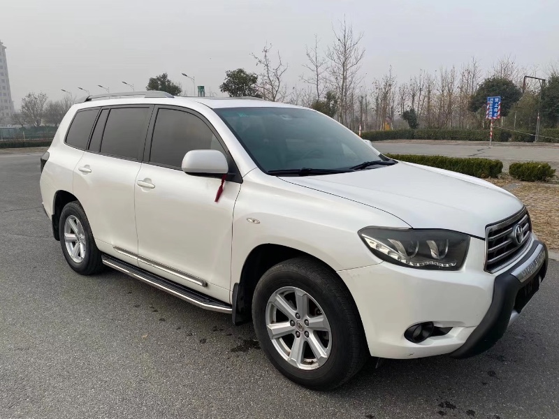 济南12年丰田汉兰达3