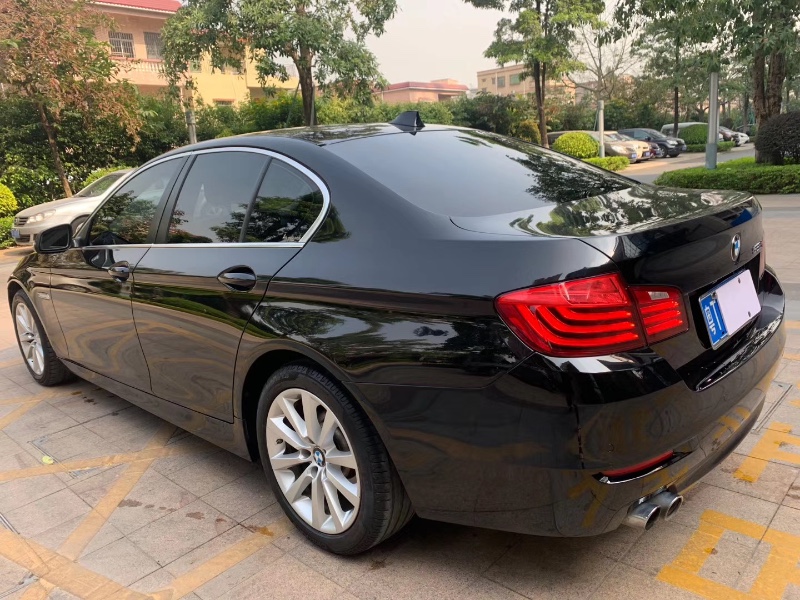 中山17年宝马5系5