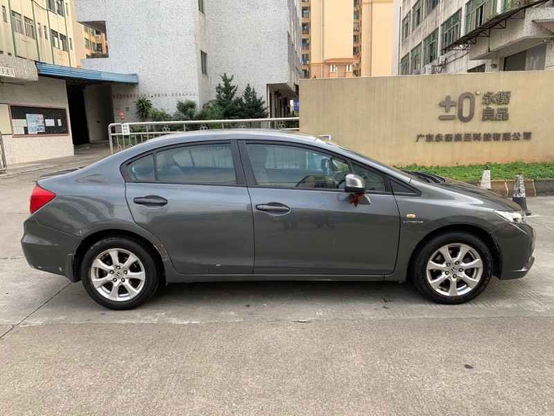 中山13年本田思域7