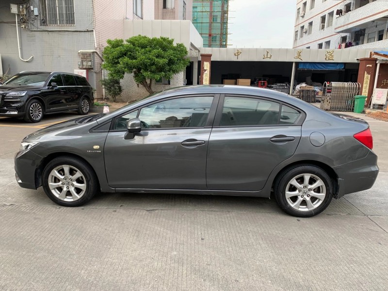 中山13年本田思域6