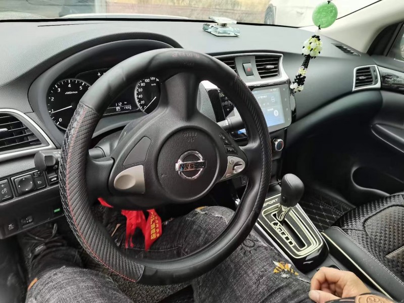 武汉20年日产轩逸2