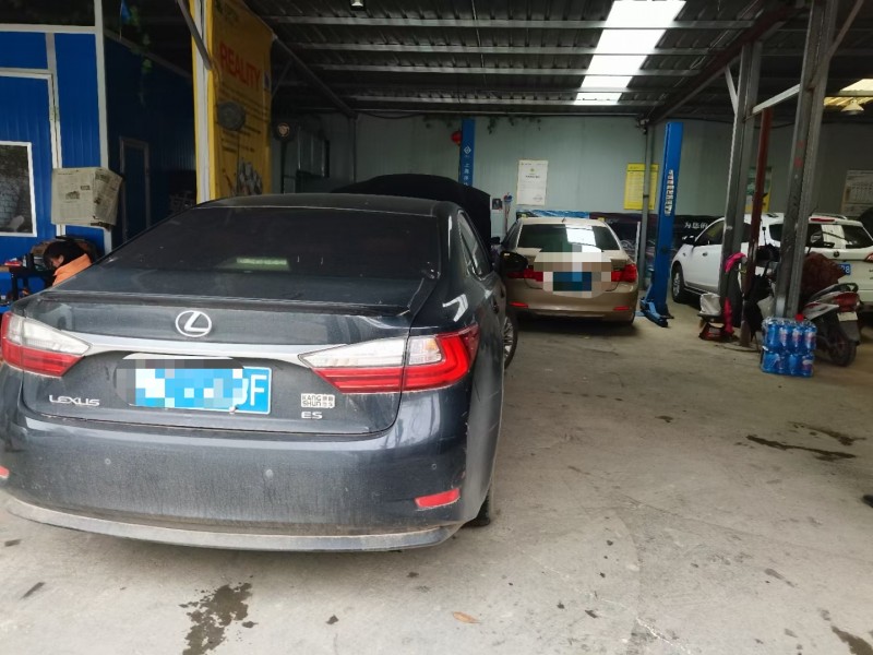 武汉16年雷克萨斯ES5