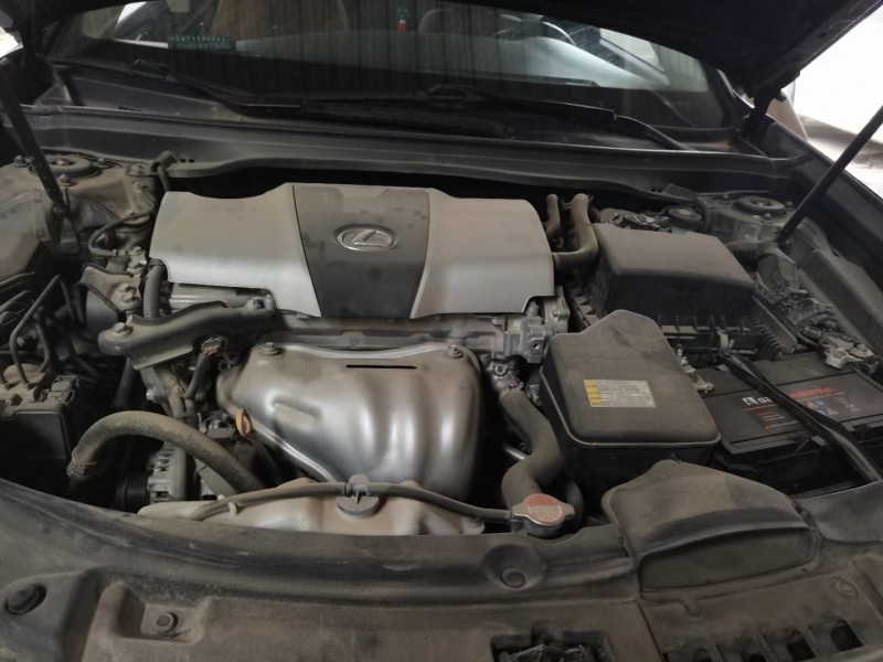 武汉16年雷克萨斯ES6