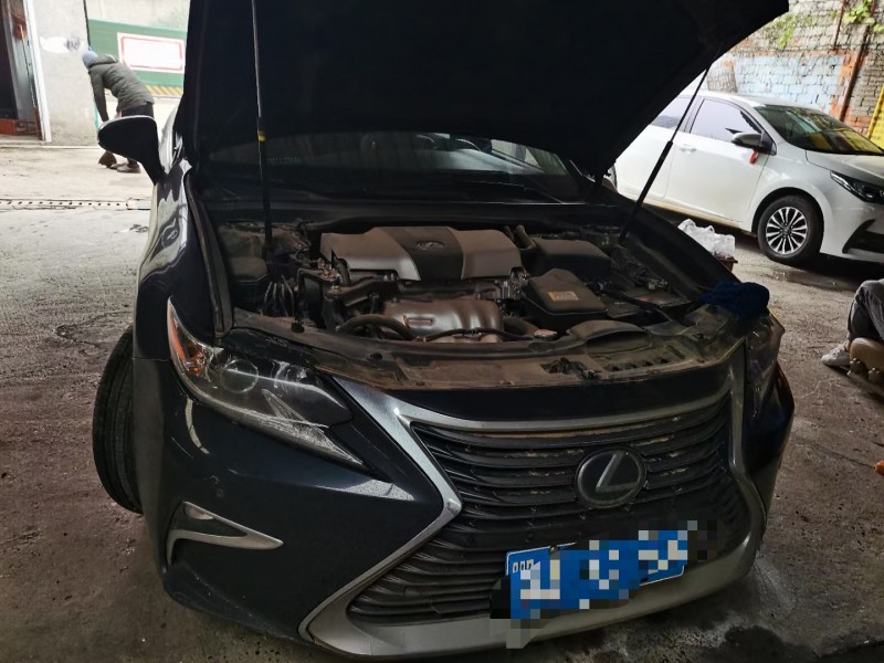 武汉16年雷克萨斯ES7