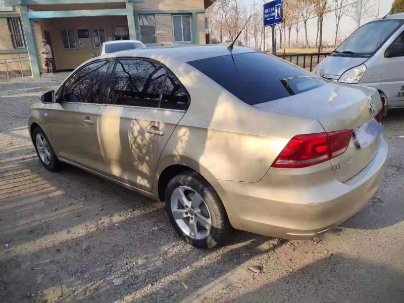 北京13年大众桑塔纳6