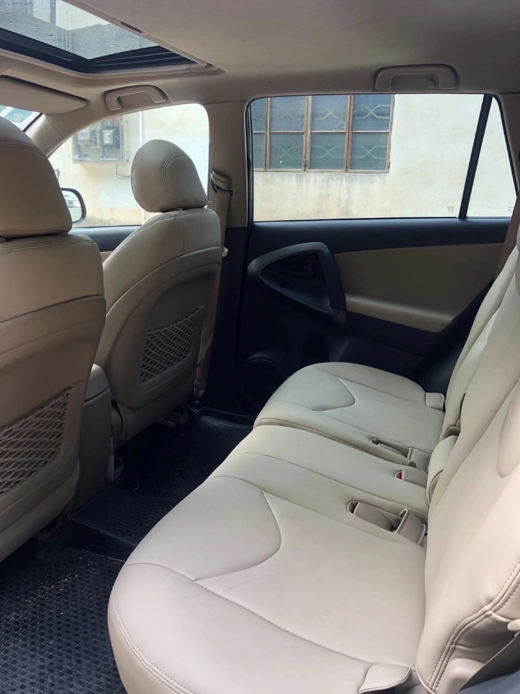 江门13年丰田RAV4荣放4