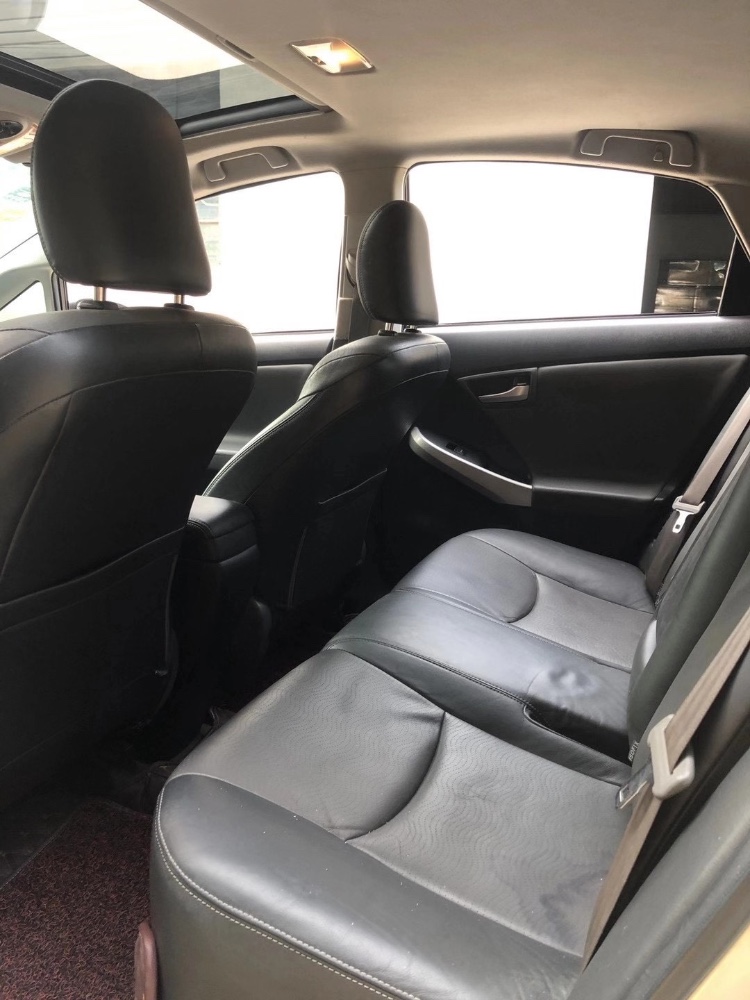 江门12年丰田普锐斯5