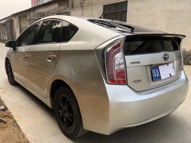 江门12年丰田普锐斯7