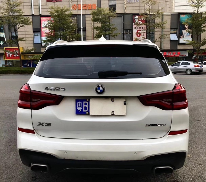 广州19年宝马X31