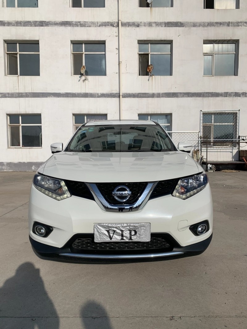 沈陽14年日產奇駿1