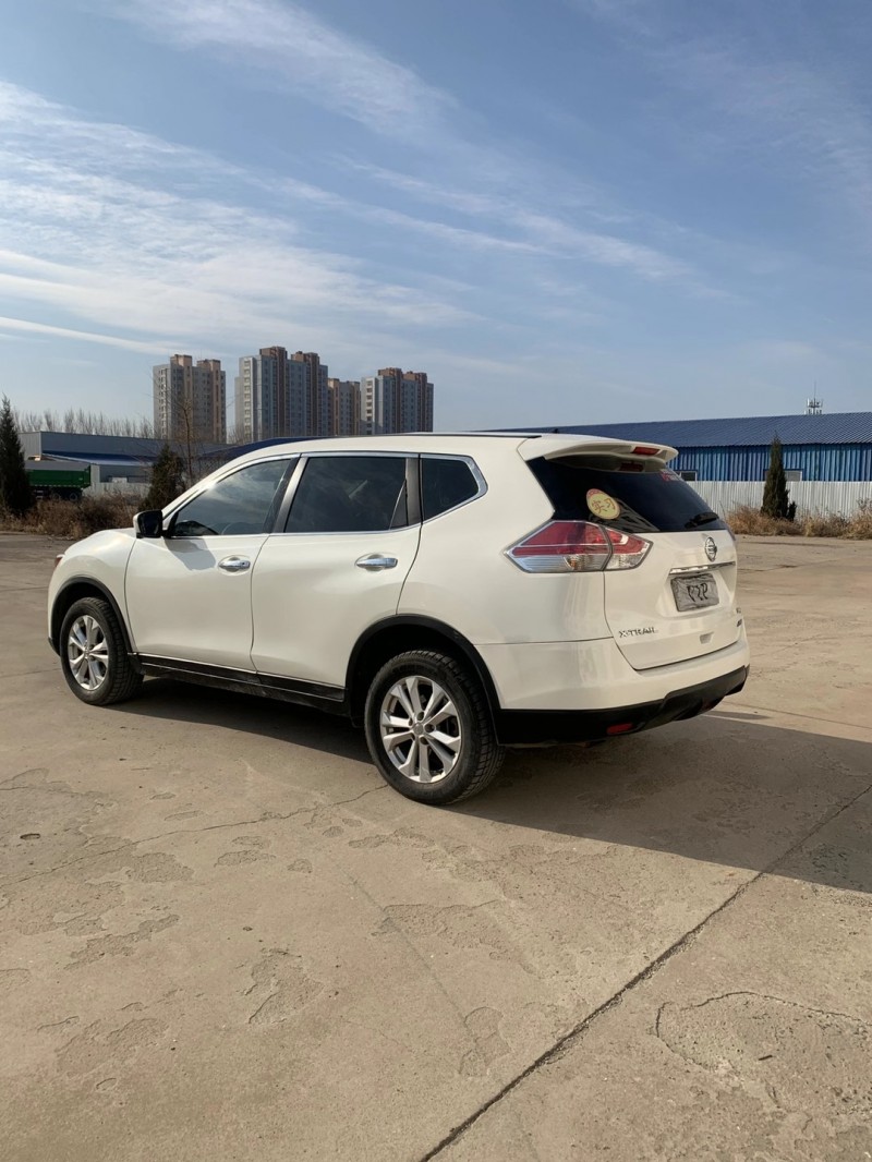 沈陽14年日產奇駿5