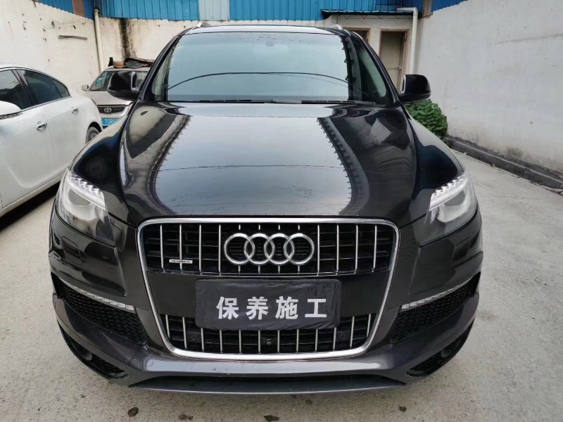 广州15年奥迪Q78