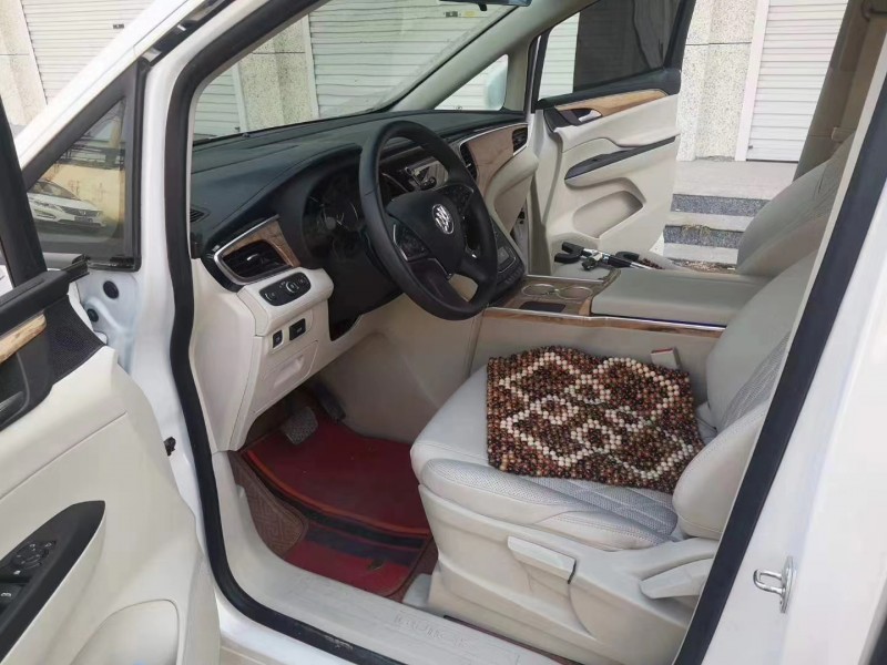 青岛20年别克别克GL82