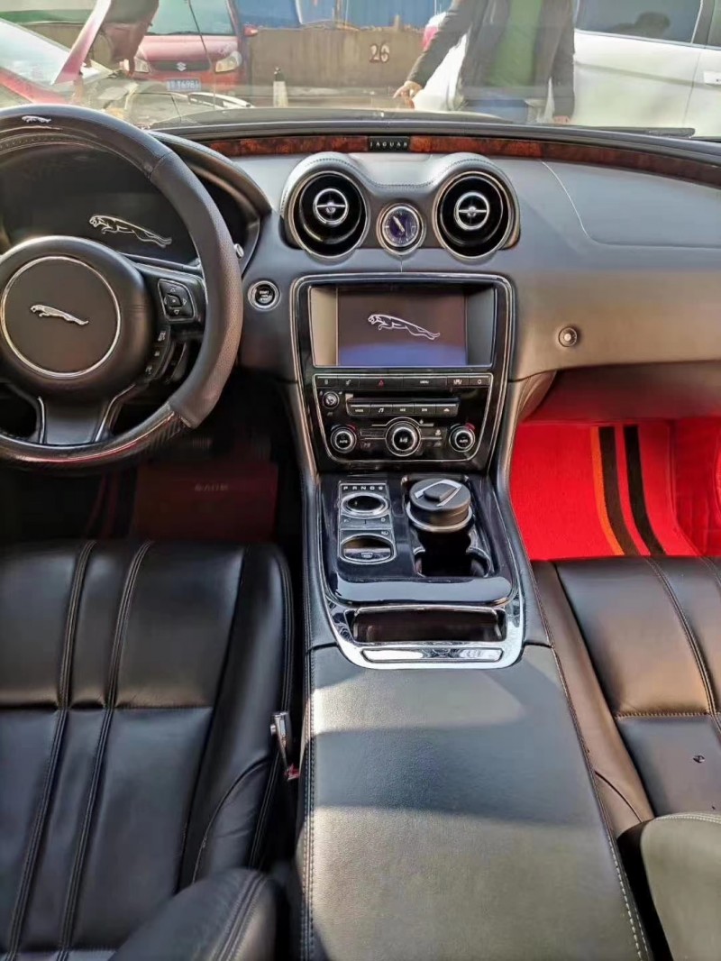 潍坊11年捷豹XJ3