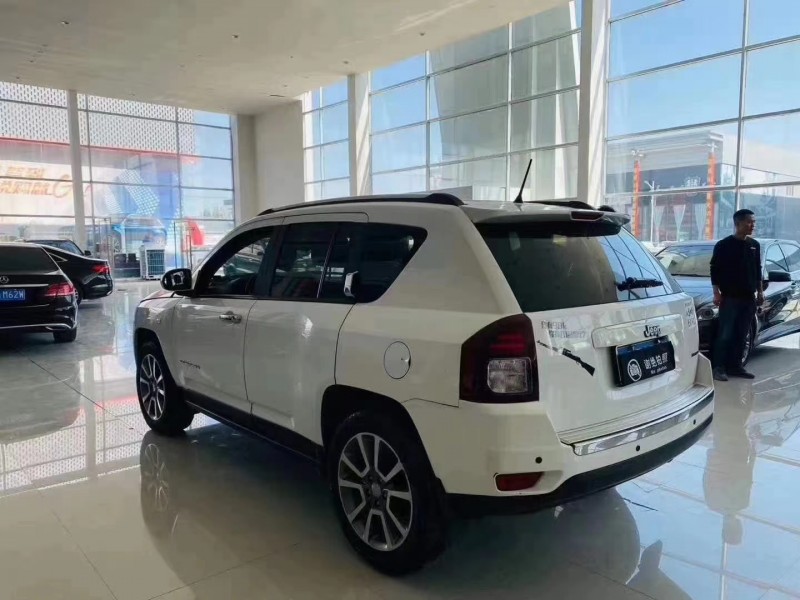 邢台16年Jeep指南者1