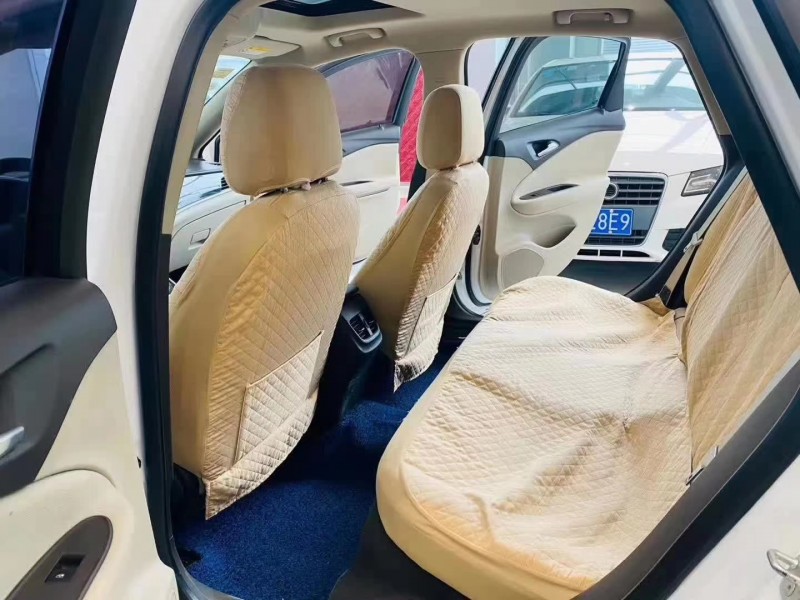 邢台16年别克威朗4