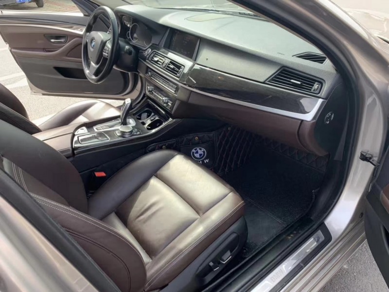 北京17年宝马5系2