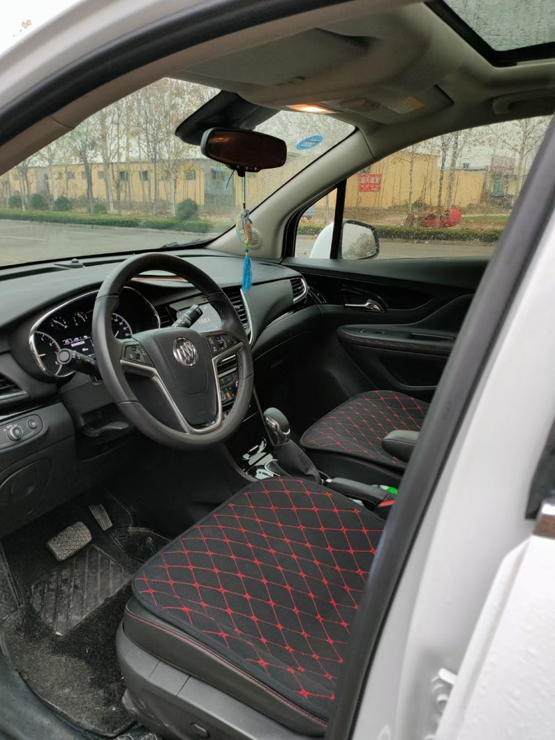 聊城18年别克昂科拉1