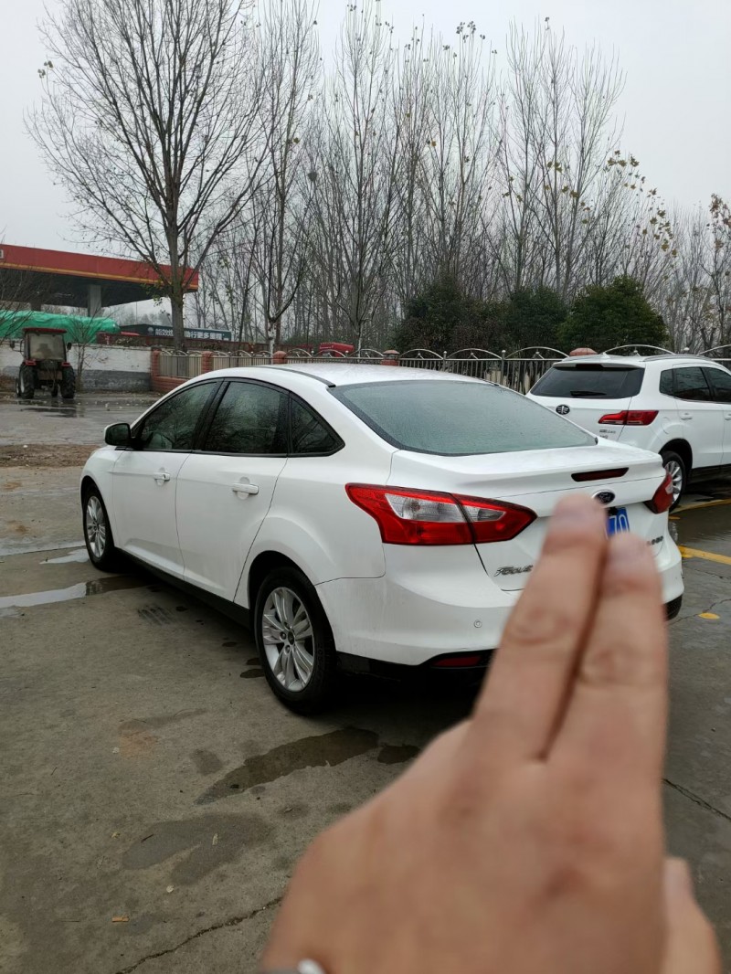 聊城14年福特福克斯5