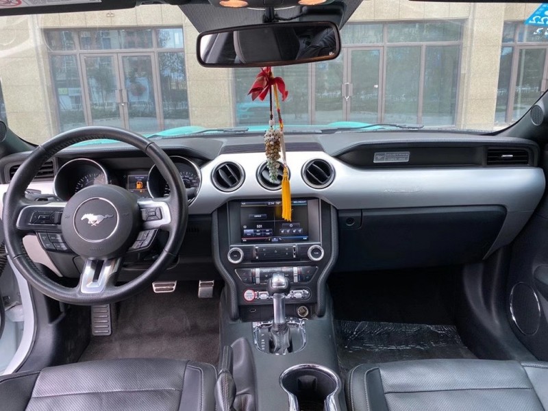 盐城15年福特野马8