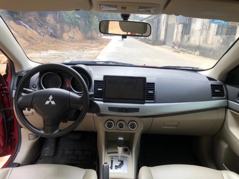 江门11年三菱翼神5