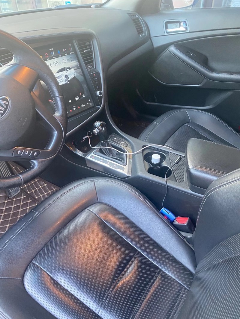 保定13年起亚K56