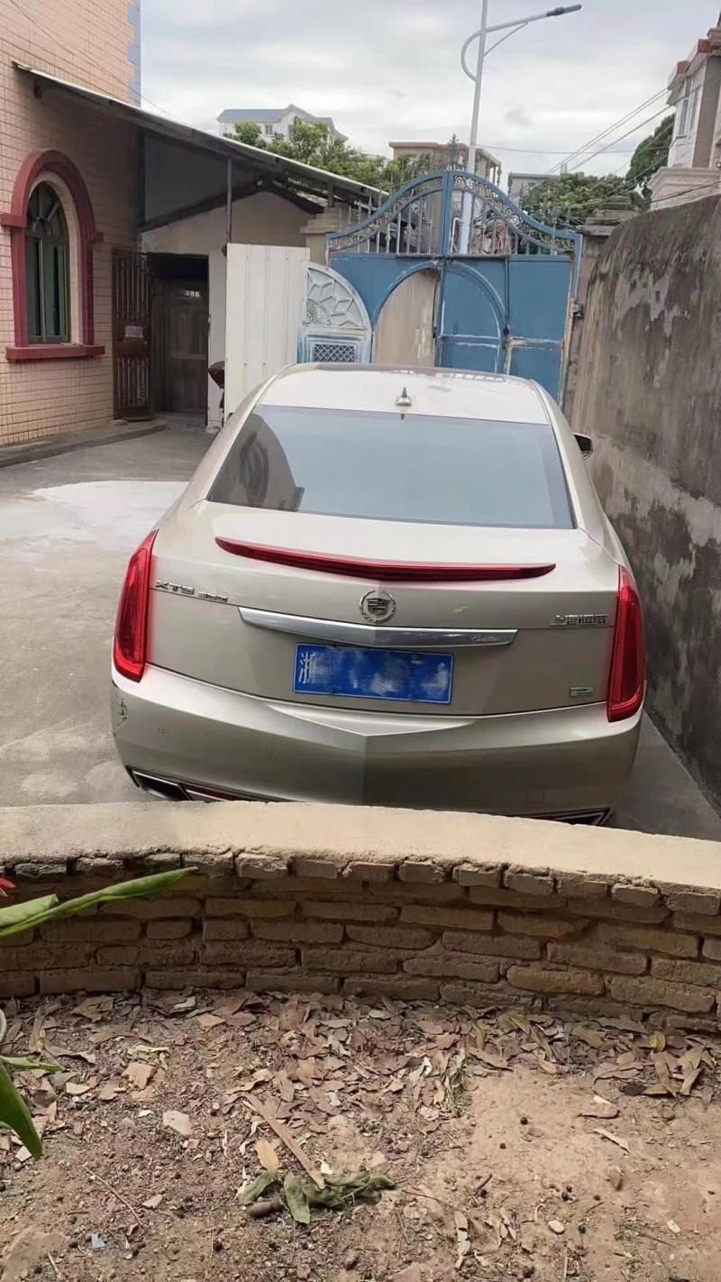 廈門15年凱迪拉克XTS5