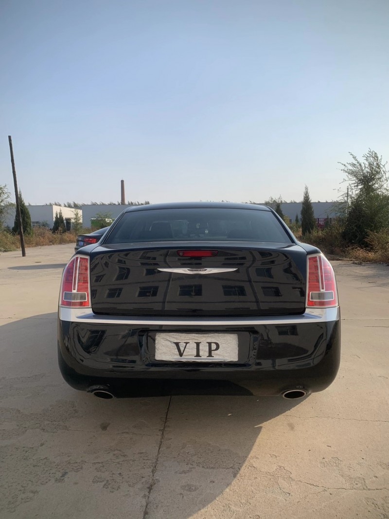 沈陽13年克萊斯勒300C6