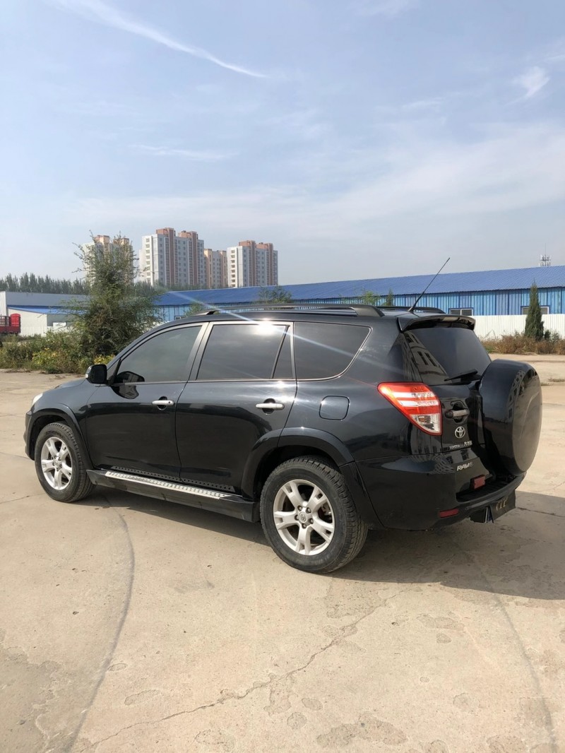 沈陽12年豐田RAV46
