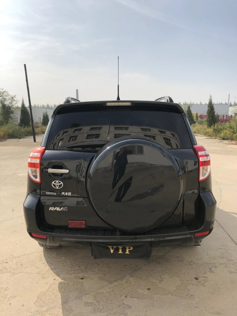 沈陽12年豐田RAV44
