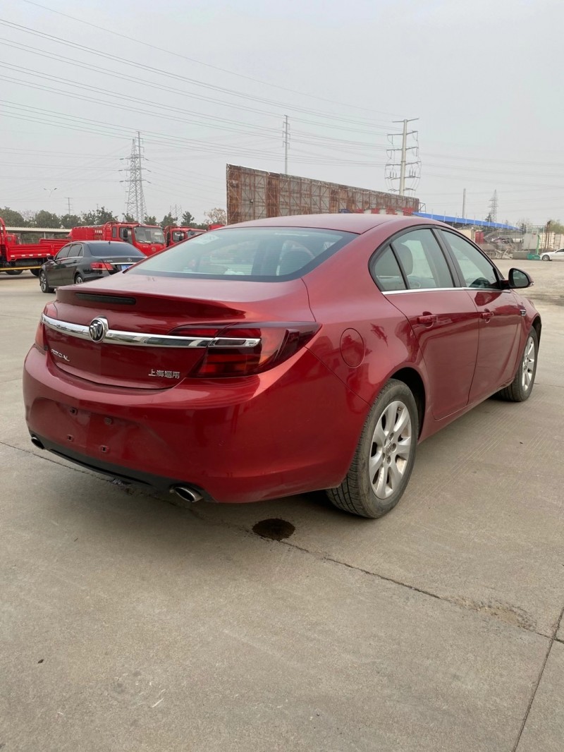 宿迁17年别克君威8