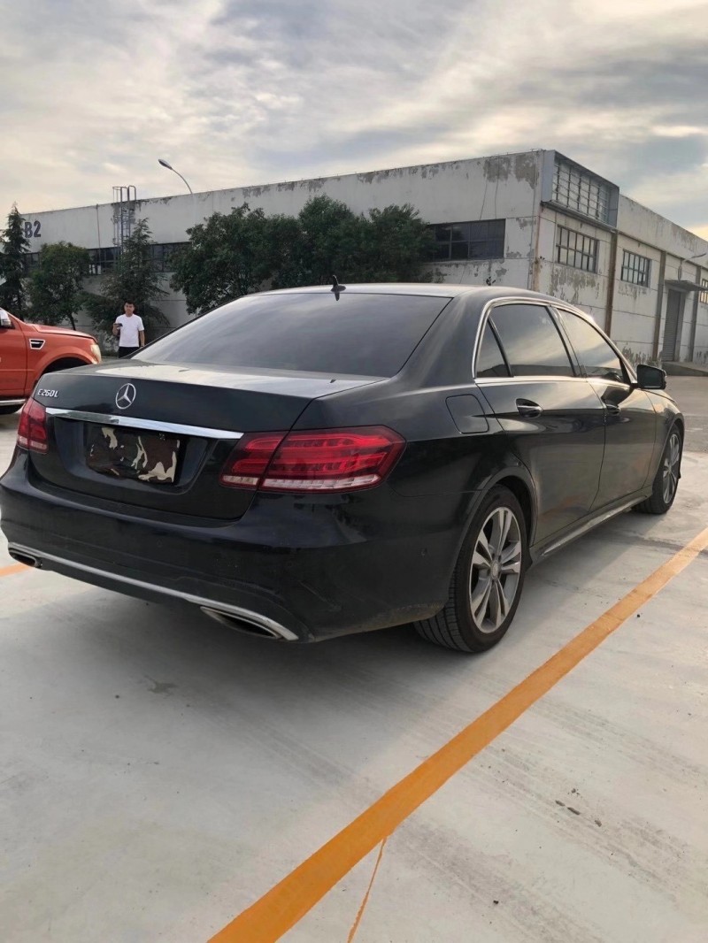 宿迁14年奔驰E8