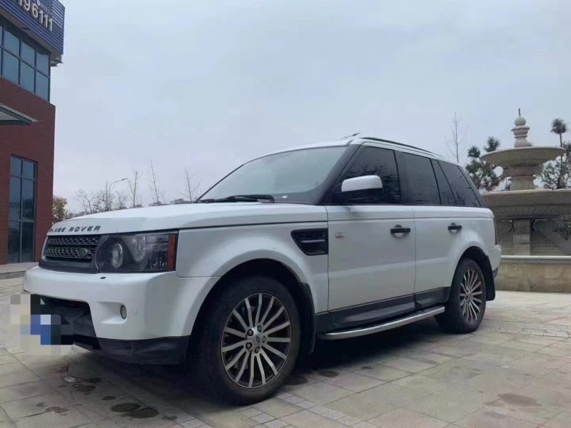 济南11年路虎揽胜运动3