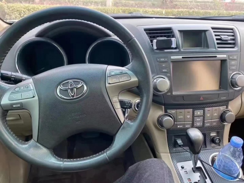 潍坊12年丰田汉兰达6