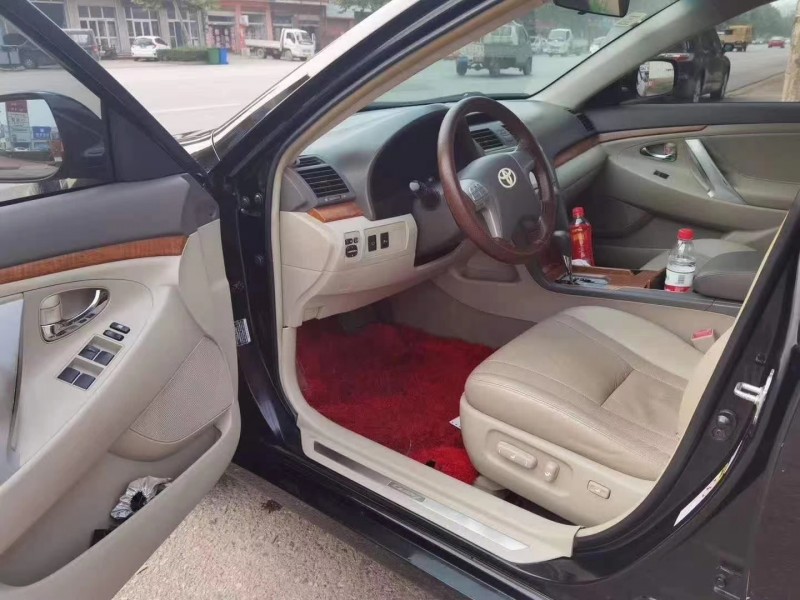 保定10年丰田凯美瑞8