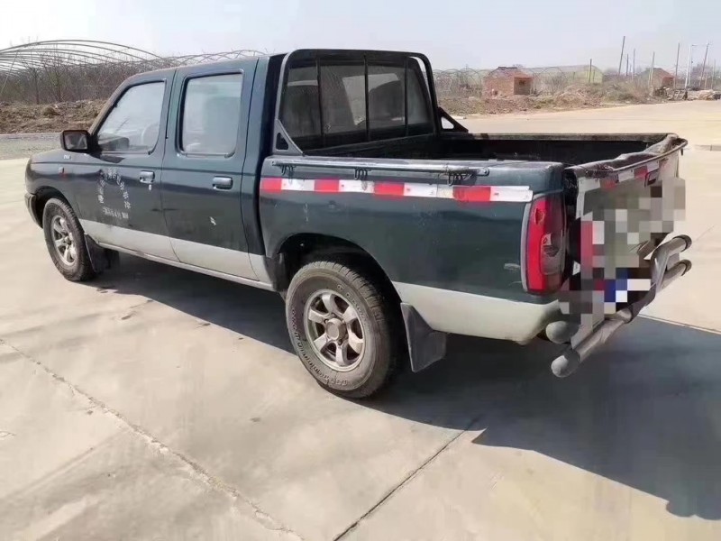 潍坊13年东风锐骐皮卡5