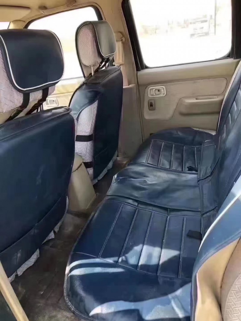 潍坊13年东风锐骐皮卡7