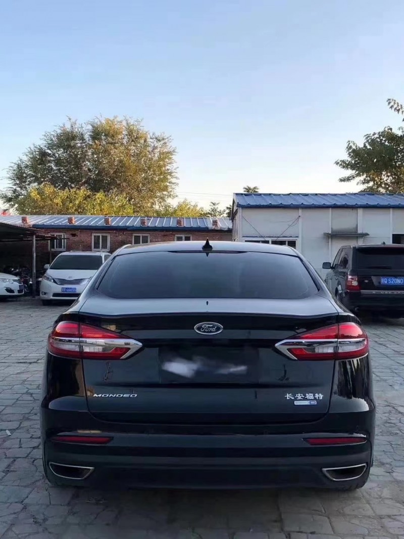 枣庄19年福特蒙迪欧8
