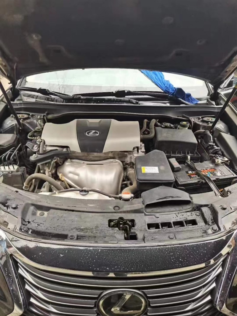 武汉16年雷克萨斯ES6