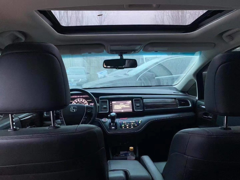 临沂18年本田艾力绅2