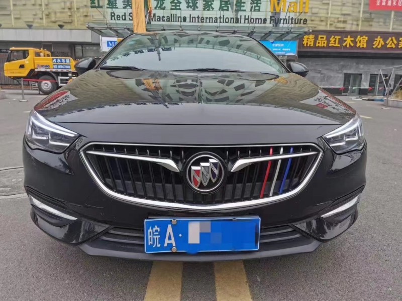 济宁18年别克君威9