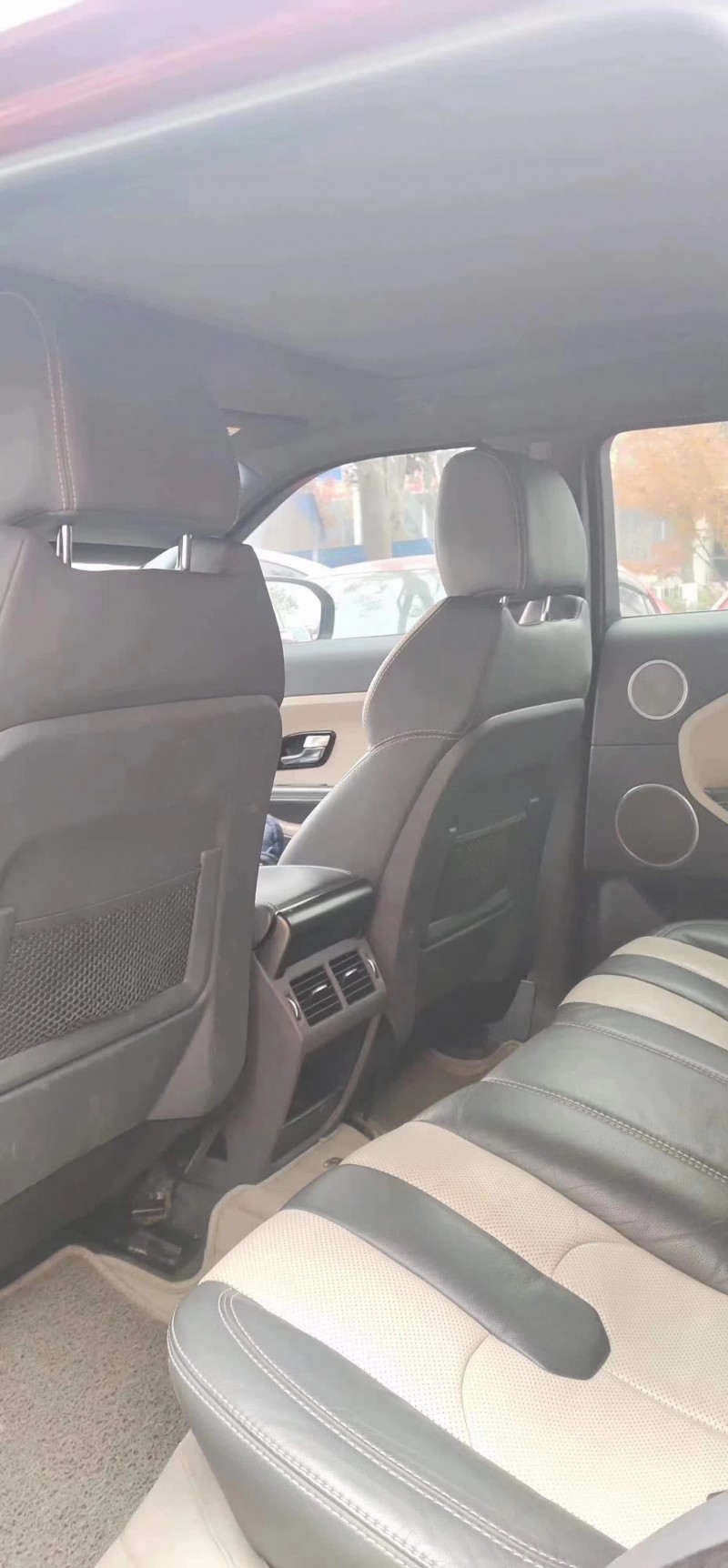 益阳12年路虎极光4