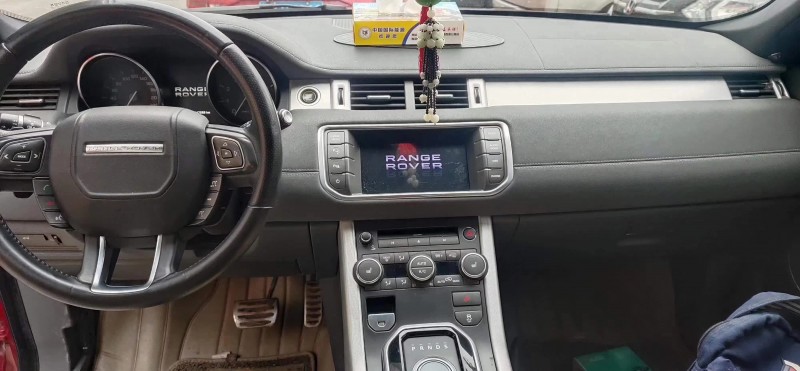 益阳12年路虎极光5