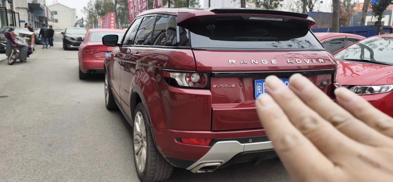 益阳12年路虎极光7