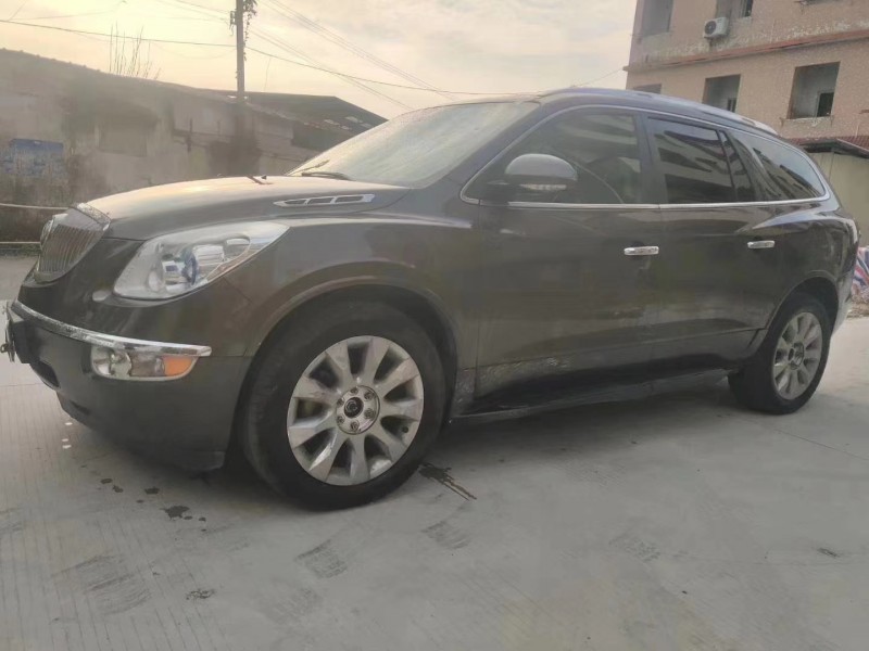 中山13年别克昂科雷6