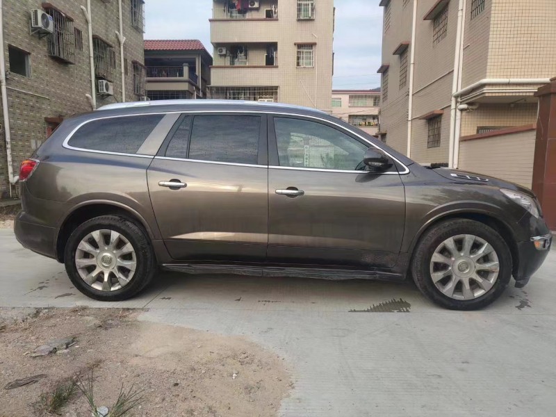 中山13年别克昂科雷5