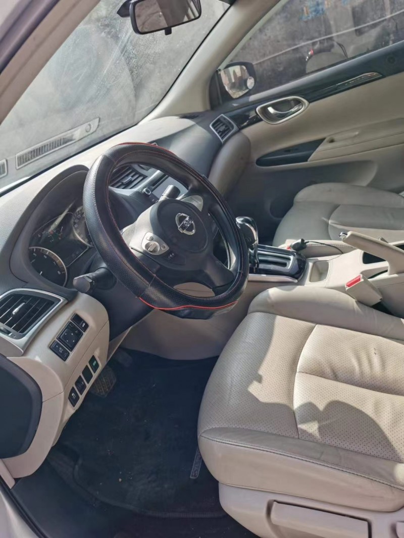 中山16年日产轩逸7