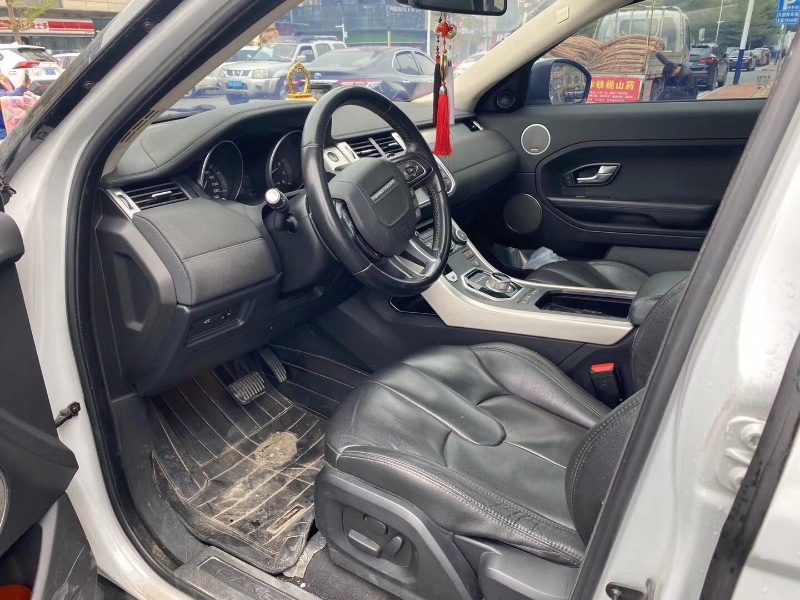 广州16年路虎极光4