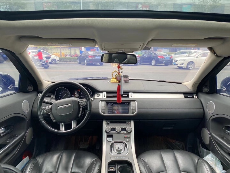 广州16年路虎极光7