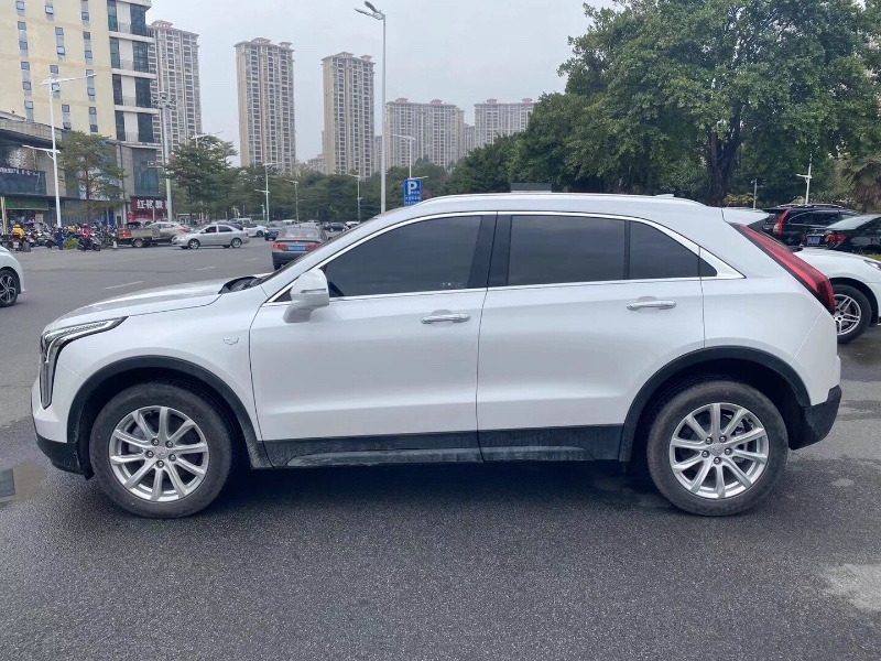 广州20年凯迪拉克XT43